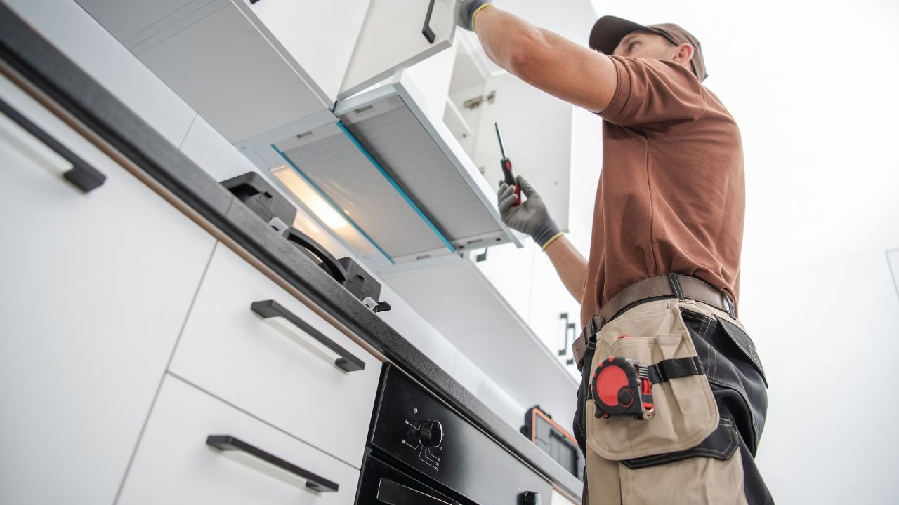 How much does an outdoor kitchen cost in Florida